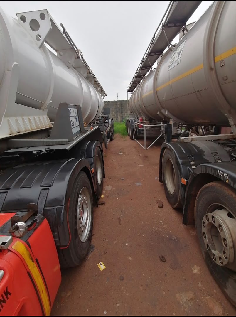 Dry Cargo Transport